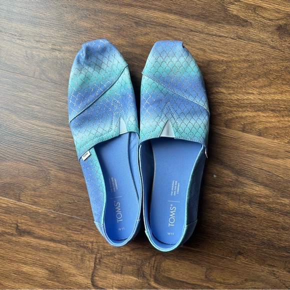 Toms shoes - Picture 1 of 2